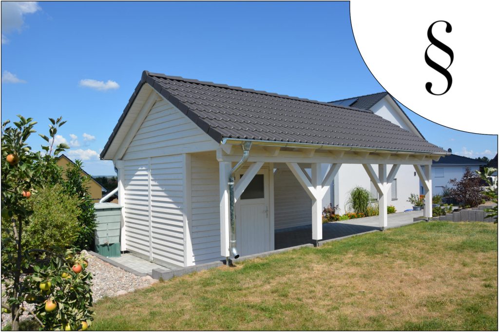 Ein kompaktes, weißes Carport mit schwarzem Dach, das die baurechtlichen Aspekte eines Carports in Deutschlend reflektiert.