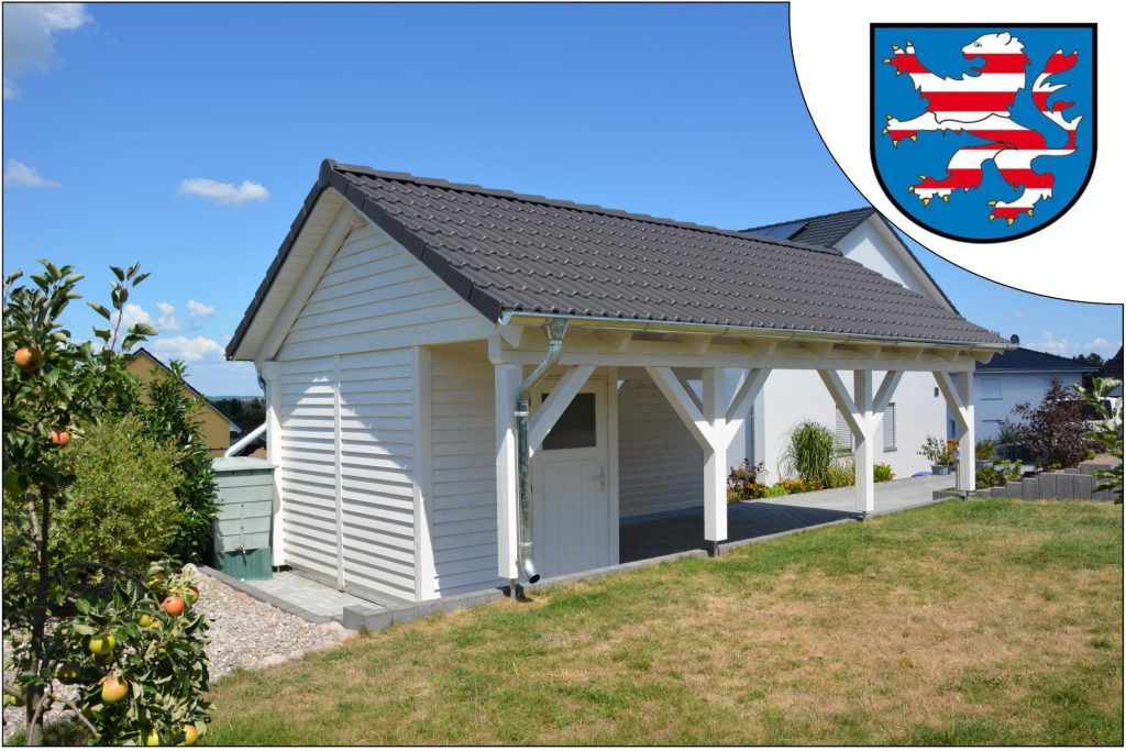 Ein kompaktes, weißes Carport mit schwarzem Dach, das die baurechtlichen Aspekte eines Carports in Hessen reflektiert.